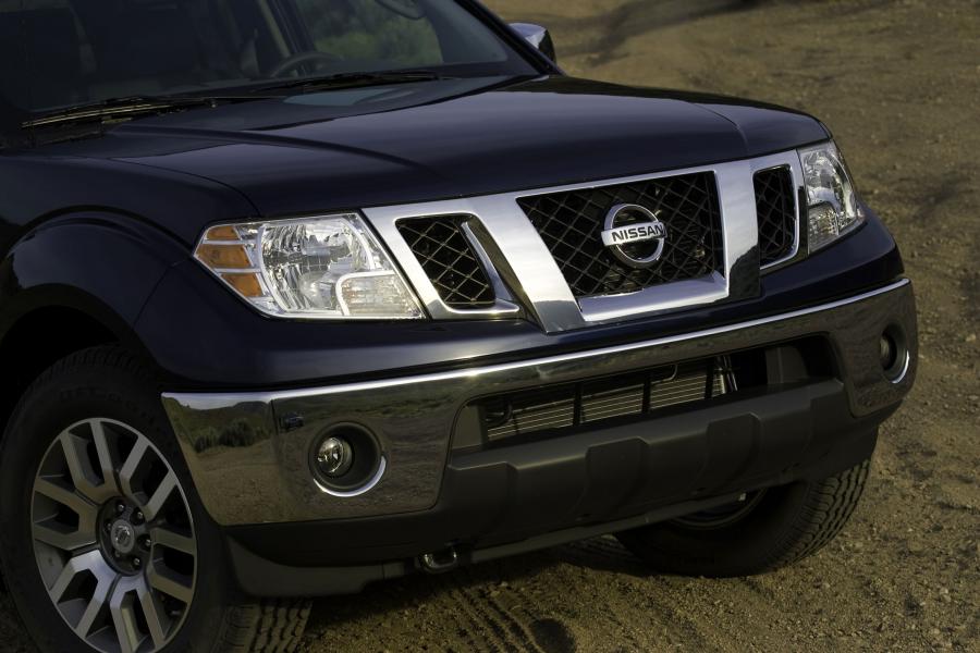  Nissan Frontier 2009 года  (фото 15 из 65)